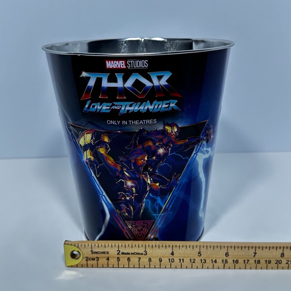 Thor: Love and Thunder Movie Theatre Exclusive Metal Popcorn Bucket - Picture 2 of 6